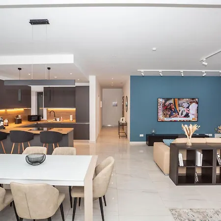 Luxury 3br Spinola Bay St Julians Apartment