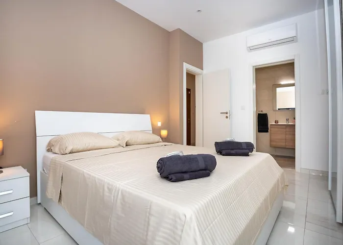 Daire Luxury 3br Spinola Bay St Julians *